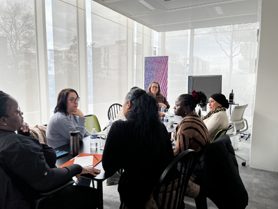 formation professionnelle Lyon travail en groupe apprenantes en salle de formation